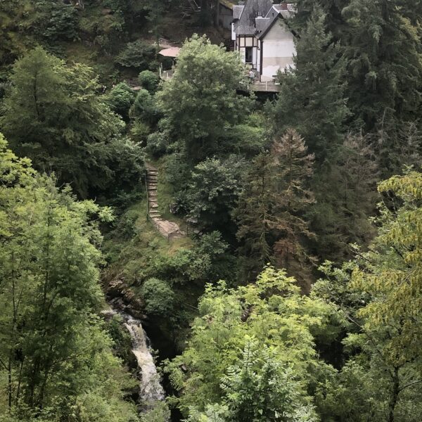 Gimel Les Cascades