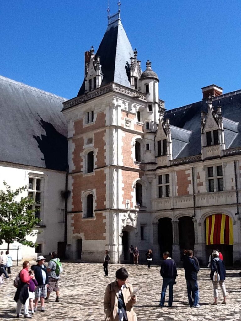 Blois