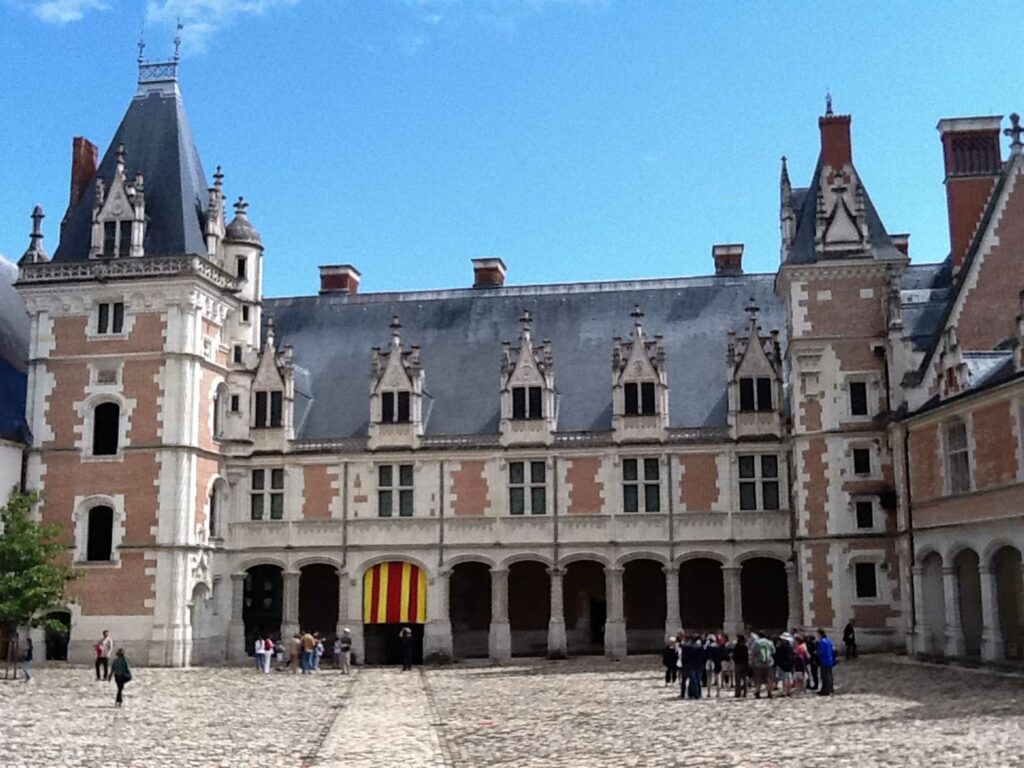 Blois