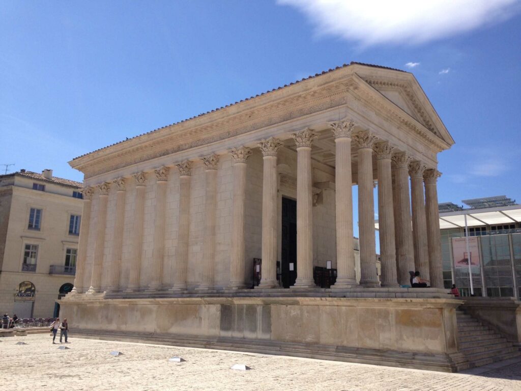 Nimes