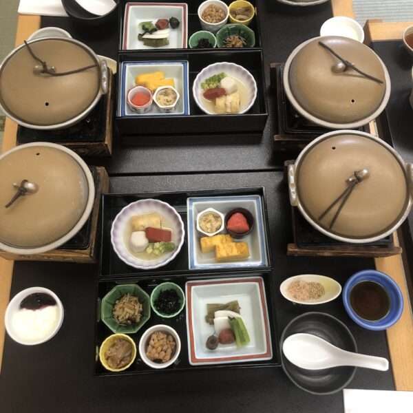 Petit déjeuner au Ryokan